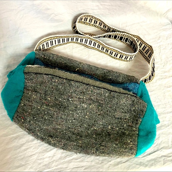 PURSE SOUTH AMERICAN handmade Woven Wool purse size 8x8 used excellent cond - Picture 7 of 9